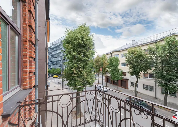 Elegant City Center Apartment With Free Parking By Polo Aparments